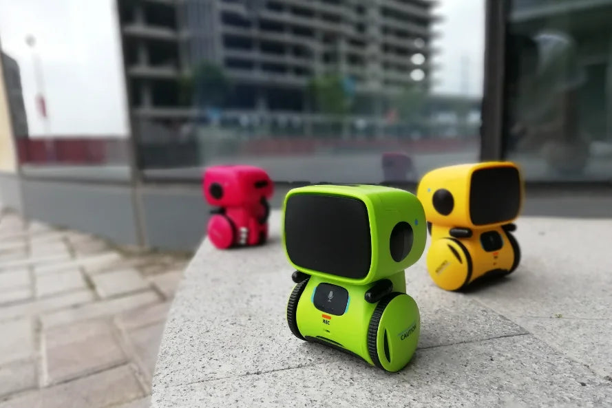 Get the party started with our Emo Robot! Sing, dance, repeat, and respond to voice commands.